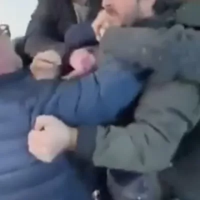 Ferească Dumnezeu! S-au luat la bătaie după ședința partidului