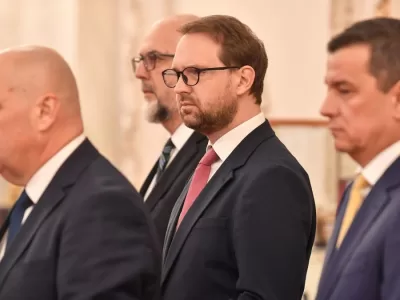 Cutremur la Guvern! O moțiune de cenzură...