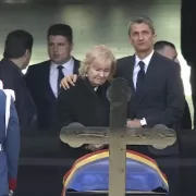 Ți se rupe sufletul! Ce gest a făcut Răzvan Lucescu în noaptea de dinaintea înmormântării