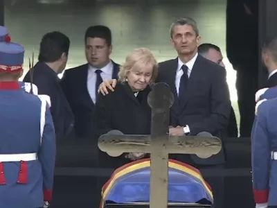 Ți se rupe sufletul! Ce gest a făcut Răzvan Lucescu în noaptea de dinaintea înmormântării