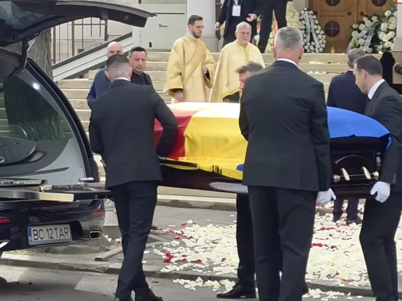 Ce a putut să apară la înmormântarea lui Lucescu. Acesta sigur a fost Dumnezeu, Minune Mare