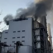 Incendiu puternic în România. Închideți urgent geamurile, evitați zona