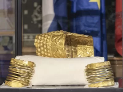 Răsturnare dramatică de situație. Autoritățile au anunțat chiar acum. Din păcate coiful și brățara...