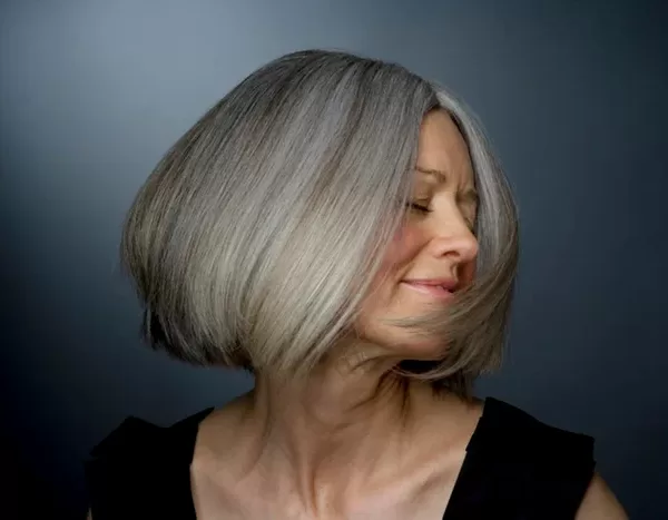 De ce nu prinde vopseaua pe părul alb. Greșeala pe care o faci fără să știi