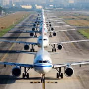 O mare companie aeriană anulează toate zborurile