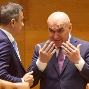 La asta nu se aștepta nimeni. Ilie Bolojan a primit ultimatum