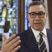 Anunțul momentului! Victor Ponta a anunțat cu cine votează la moțiune. Sorin Grindeanu a rămas mască