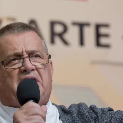 Procesul momentului! Mircea Dinescu dă de pământ cu Victor Ponta