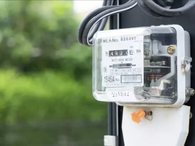 Așa ceva nu s-a mai pomenit! Curent gratis pentru români