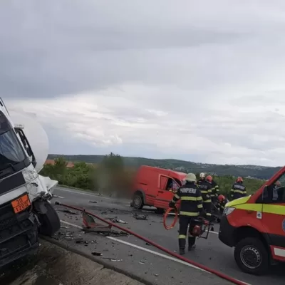 Accident de groază! Sunt morți și răniți după ce...