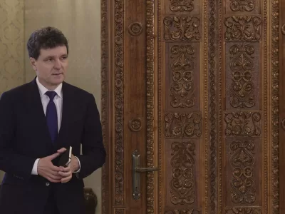 Nimeni nu se aștepta la asta! Pe cine cheamă Nicușor Dan la negocieri pentru un nou guvern (Surse politice)