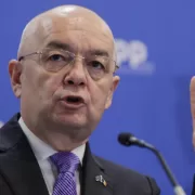 Emil Boc dă cărțile pe față. Condiția ca PNL să meargă la Cotroceni