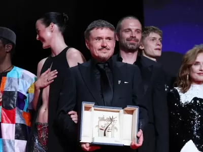 Cristian Mungiu, după ce a câștigat Palme d’Or pentru a doua oară: 'Mă bucur de acest moment. Lăsați-mă să-l trăiesc'