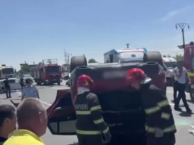 Accident grav. Sunt multe mașini implicate, dar și mulți răniți